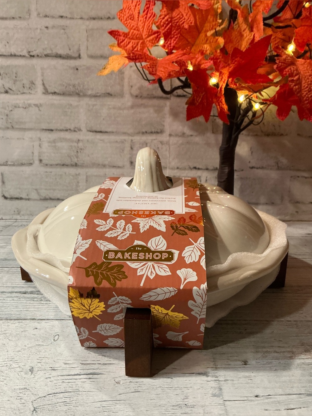 MASTERCLASS 10in pumpkin pie dish with trivet